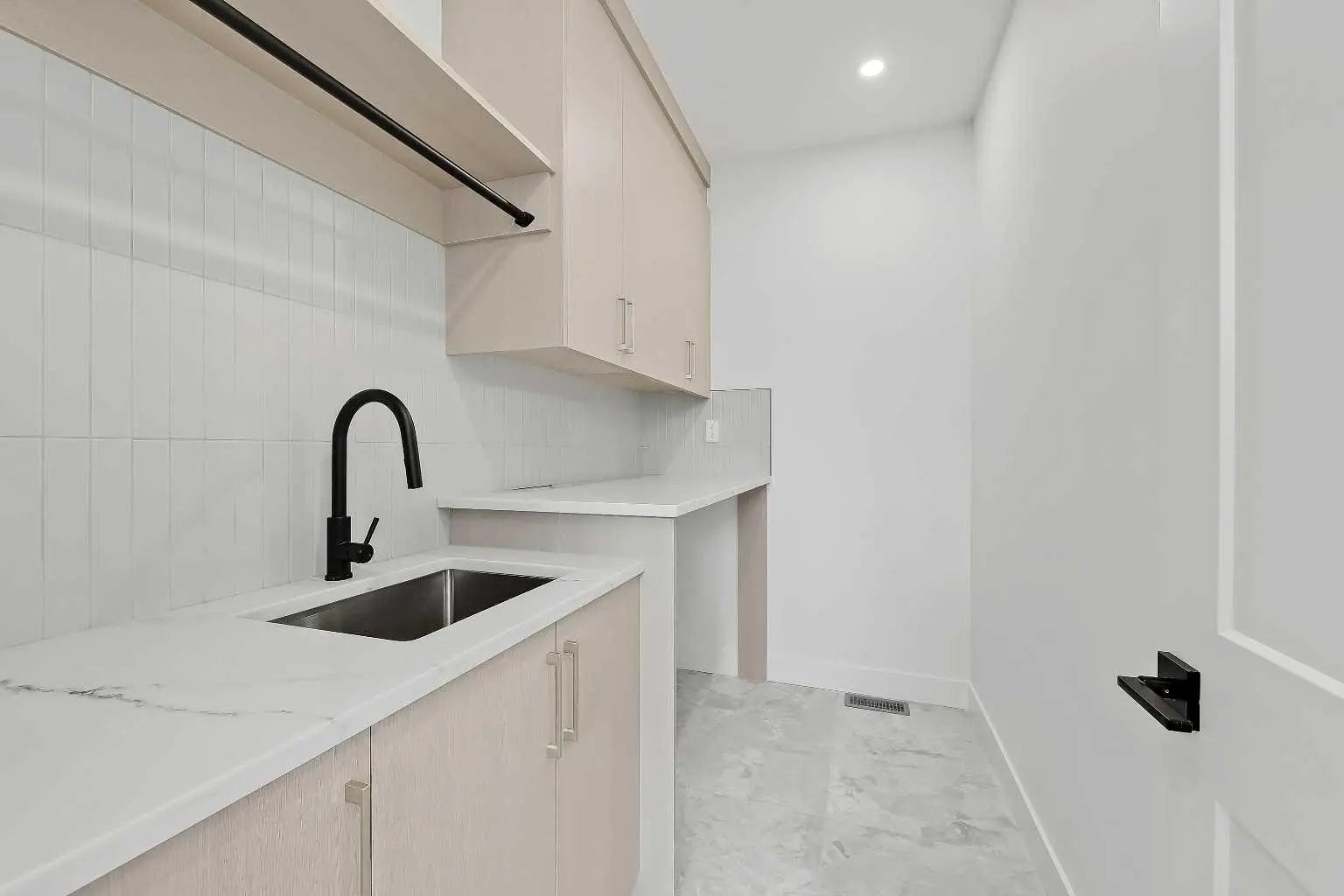 732 33a Street Northwest, Calgary – Residential Semi Detached (Half Duplex) Listing Photo 31