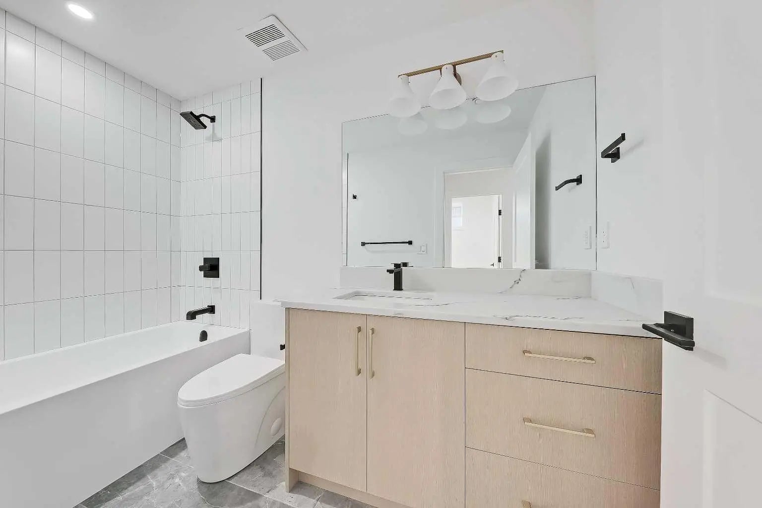 732 33a Street Northwest, Calgary – Residential Semi Detached (Half Duplex) Listing Photo 38