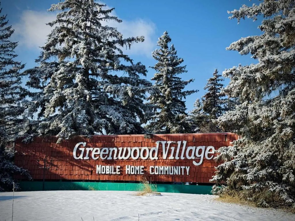 247, 3223 83 Street Nw, Calgary