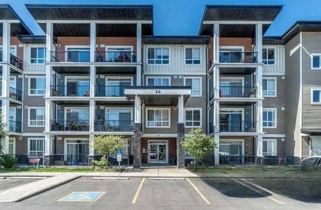 217, 30 Walgrove  Se, Calgary