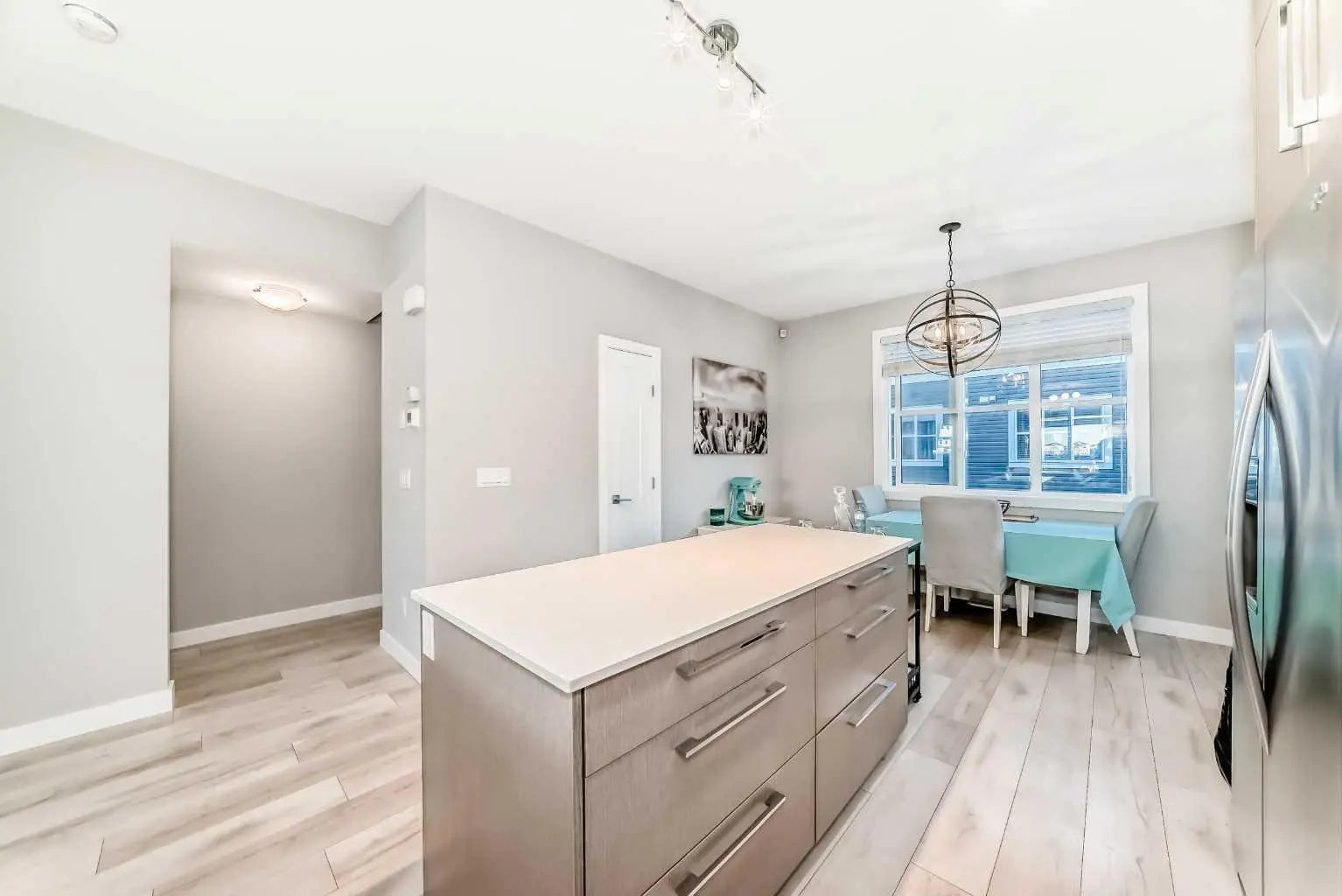 6421 128 Avenue Northeast, Calgary – Residential Row/Townhouse Listing Photo 5