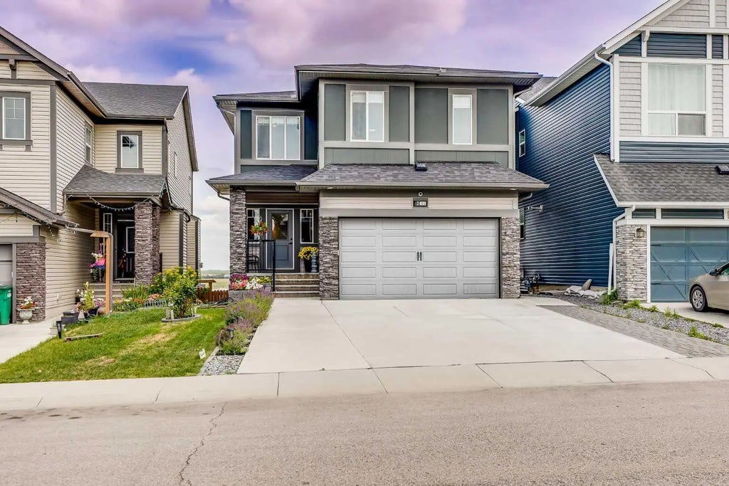247 Hillcrest Heights Sw, Airdrie