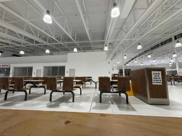 S07, 260300 Writing Creek Crescent  , Balzac