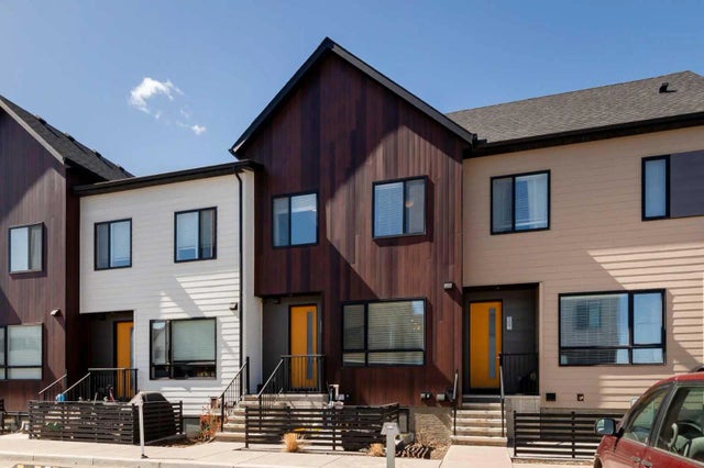 105 Redstone Crescent Ne, Calgary