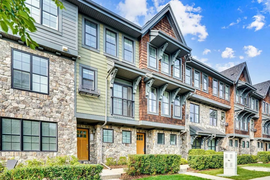 306 Ascot Circle Sw, Calgary