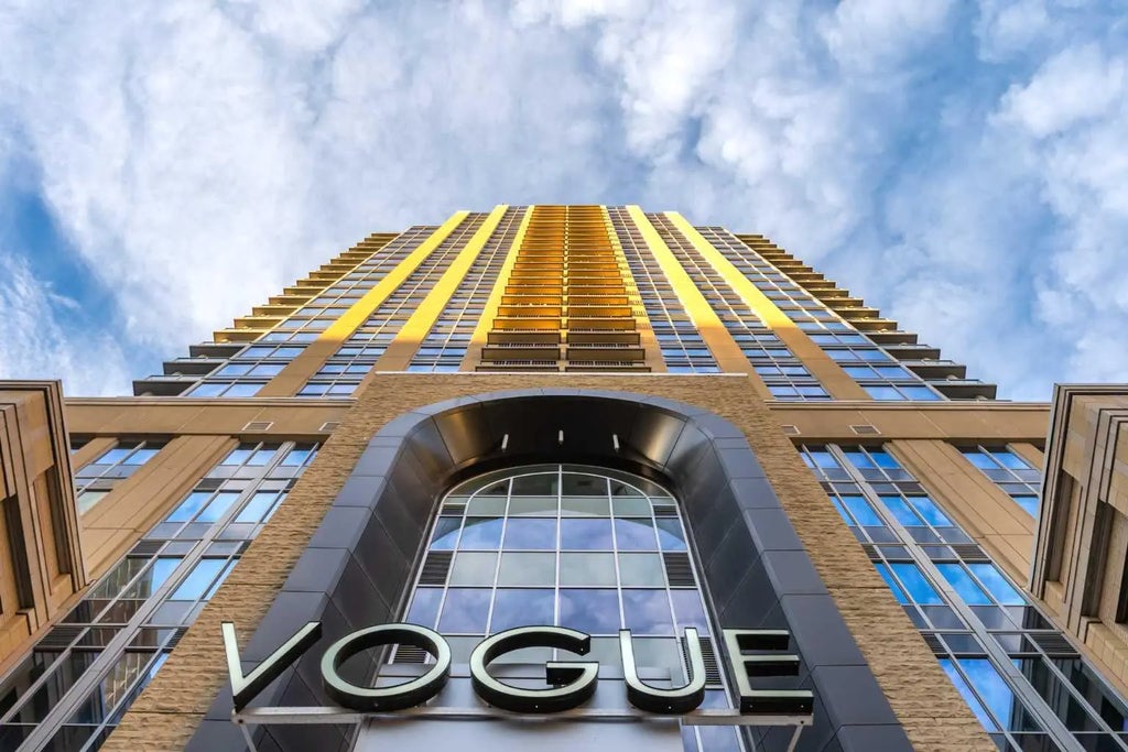 2208, 930 6 Avenue Sw, Calgary