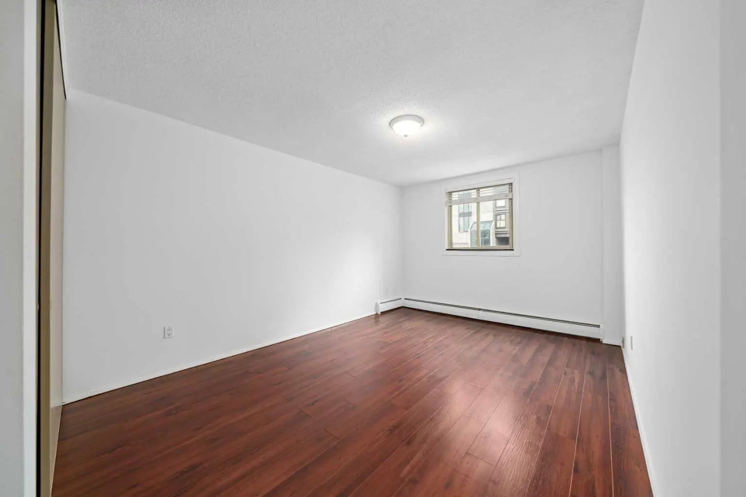 342, 1435 7 Avenue Northwest, Calgary – Residential Apartment Listing Photo 12