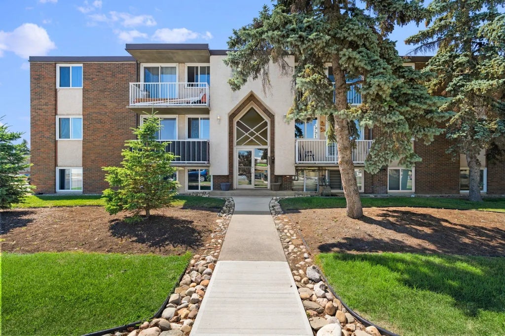 102, 1143 37 Street Sw, Calgary