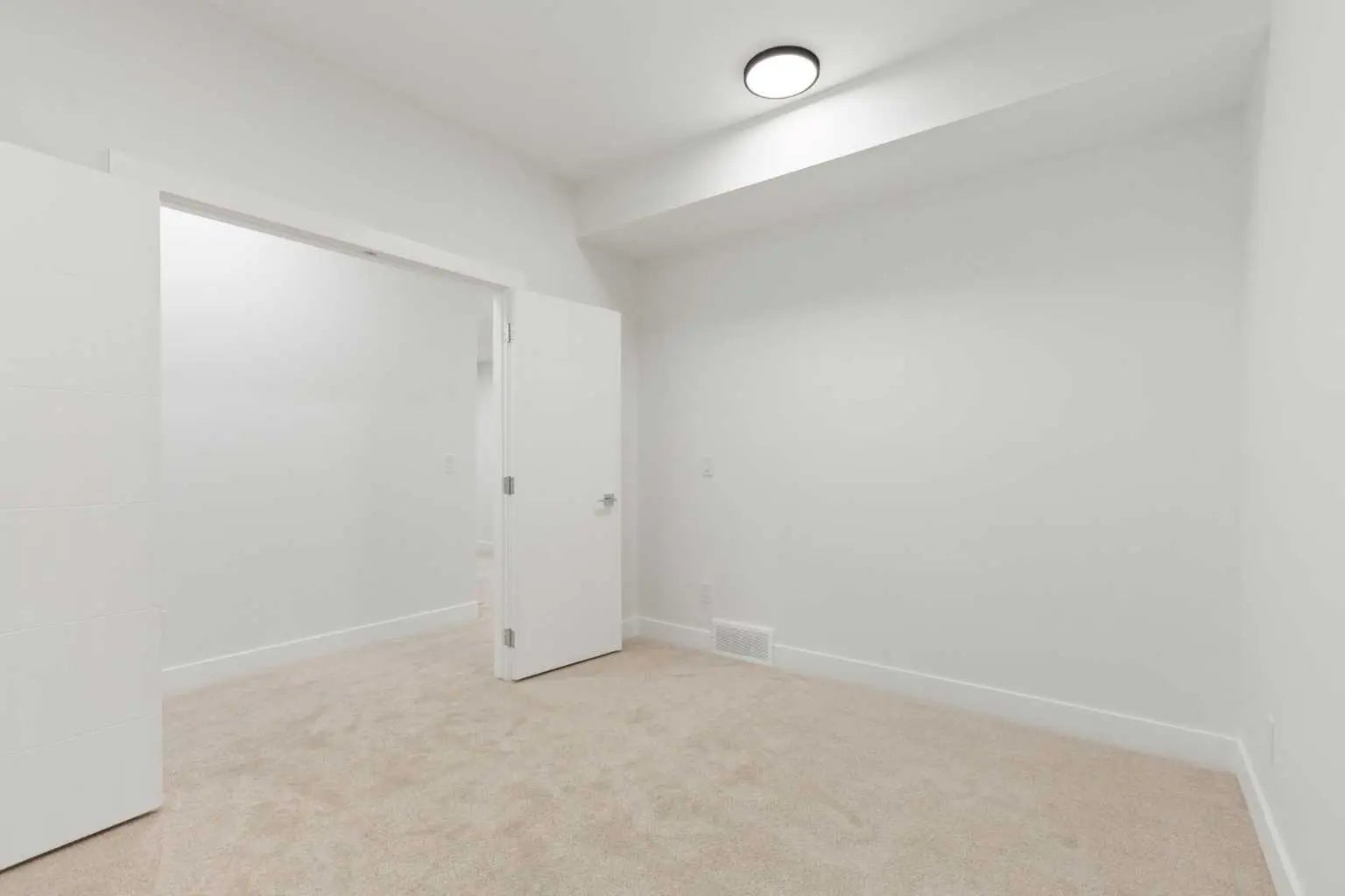 376 Muirfield Crescent , Lyalta – Residential Detached Listing Photo 28