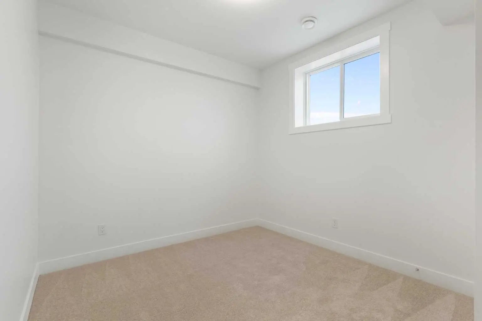 376 Muirfield Crescent , Lyalta – Residential Detached Listing Photo 33