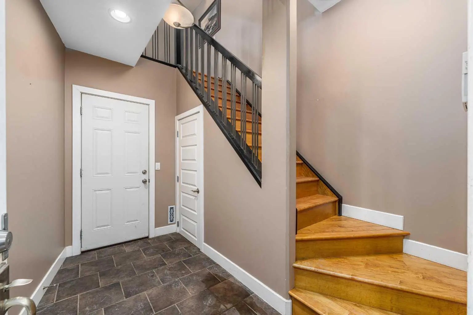 1814 14a Street Southwest, Calgary – Residential Row/Townhouse Listing Photo 5