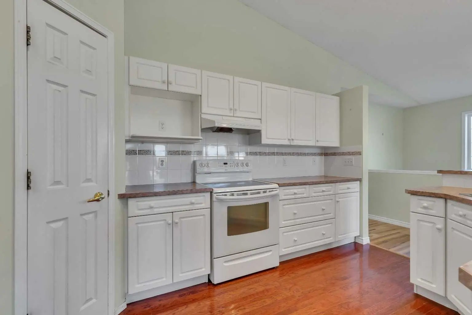 140 Valley Ridge Heights Northwest, Calgary – Residential Row/Townhouse Listing Photo 27