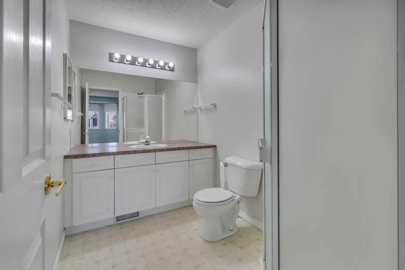 140 Valley Ridge Heights Northwest, Calgary – Residential Row/Townhouse Listing Photo 37