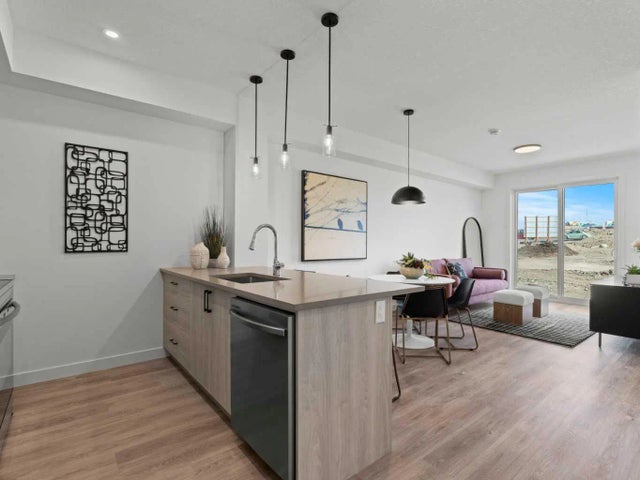 A109, 2026 81 Street Sw, Calgary