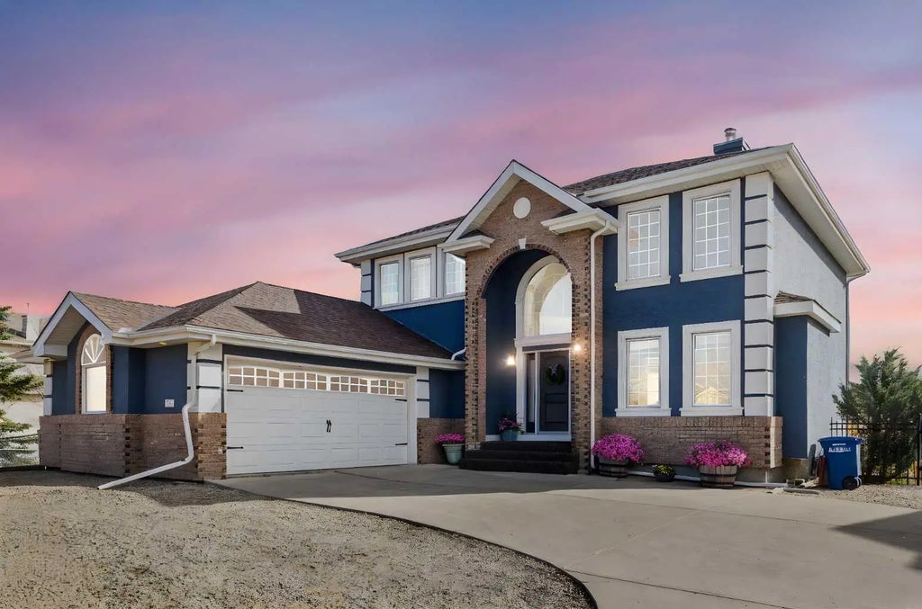 52 Canoe Road Sw, Airdrie