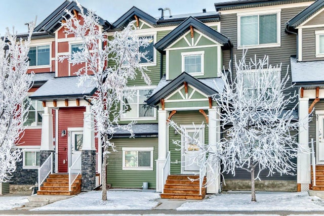 35 Nolan Hill Boulevard , Calgary