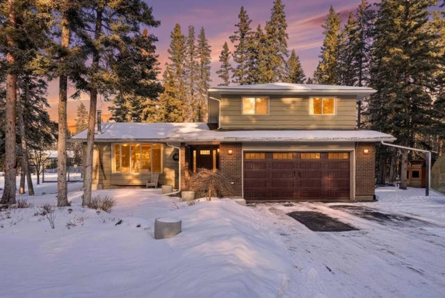 38 Wolf Drive , Rural Rocky View County