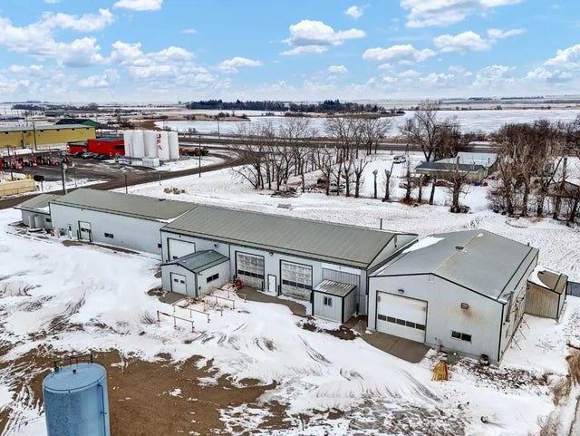 208, 191056 Hwy 873  , Rural Newell, County of