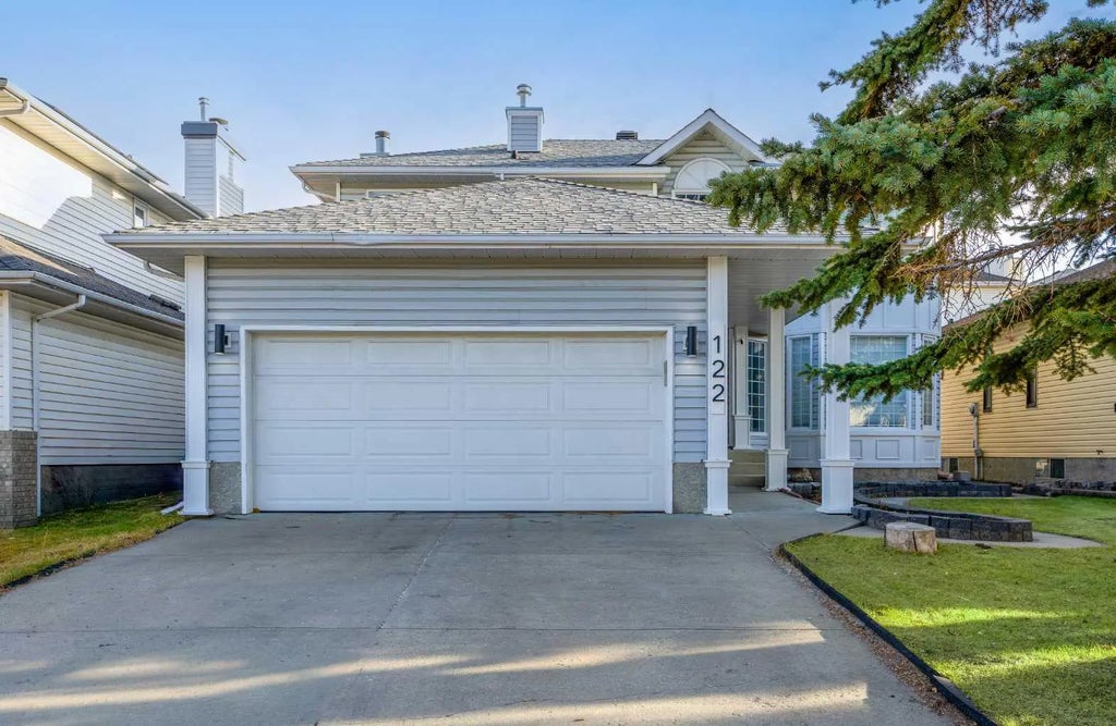 122 Hawkstone Drive Nw, Calgary