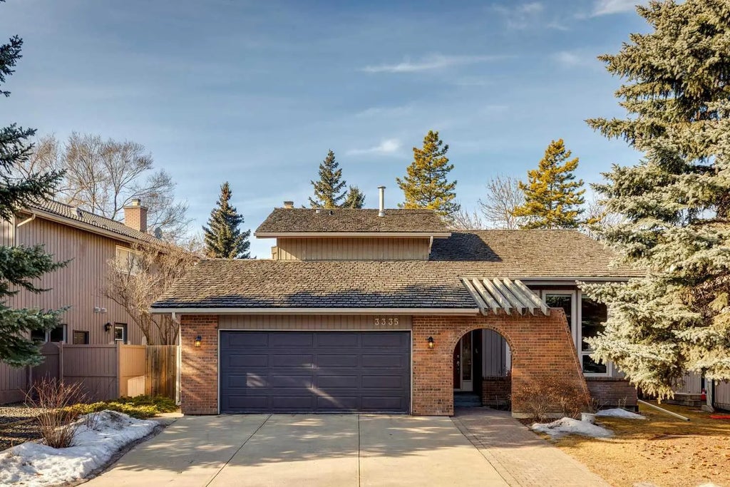 3335 Oakwood Drive  Sw, Calgary