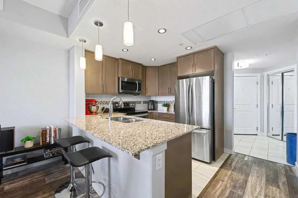 807, 32 Varsity Estates Circle Northwest, Calgary – Residential Apartment Listing Photo 6