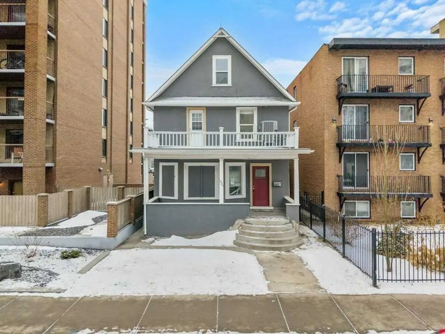 1023 12 Avenue Sw, Calgary