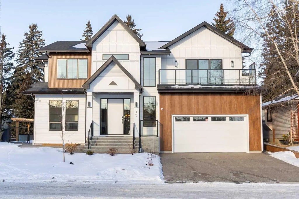 12 Vardana Place Nw, Calgary