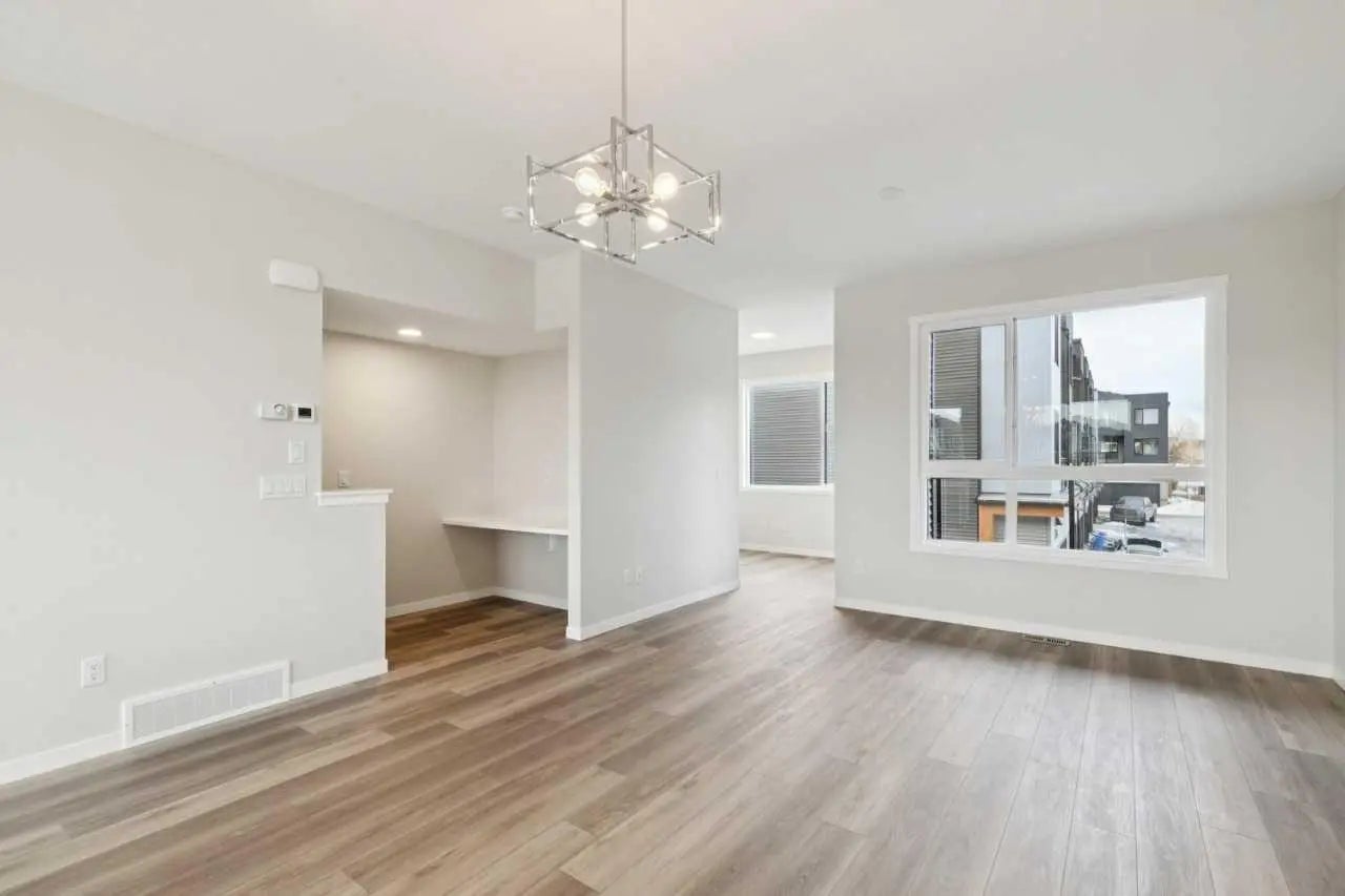 704, 81 Midtown Boulevard Southwest, Airdrie – Residential Row/Townhouse Listing Photo 8