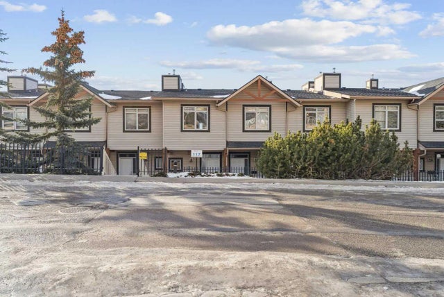 15, 117 Rockyledge View Nw, Calgary
