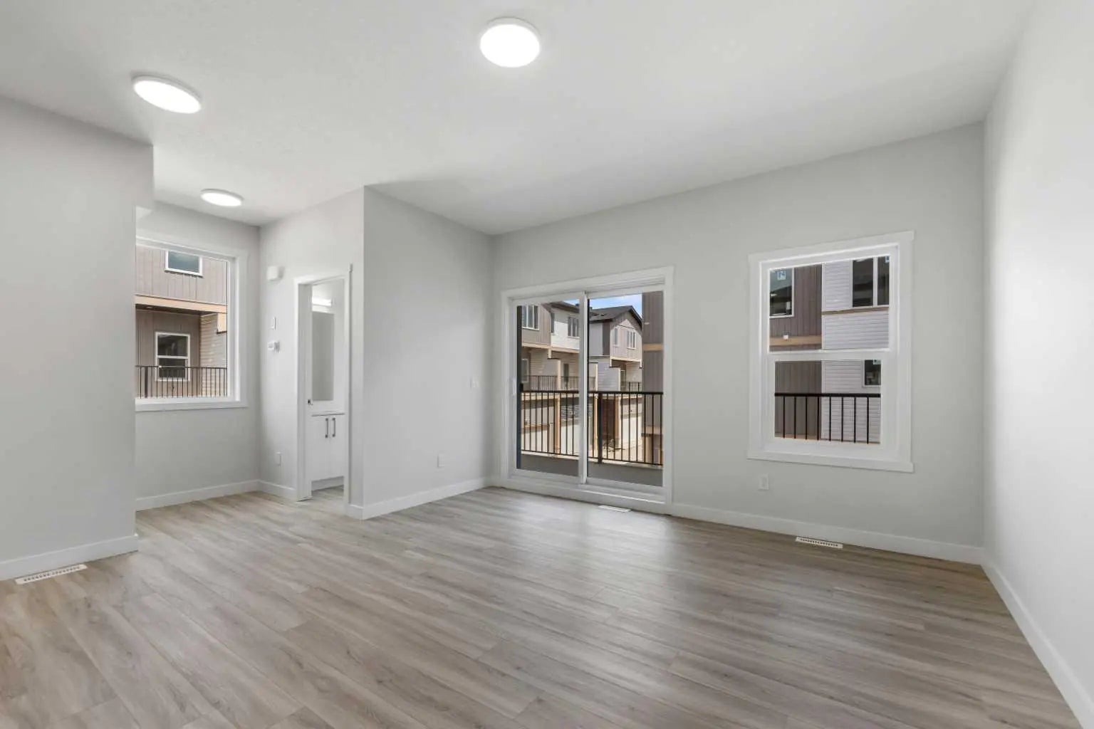 602, 90 Corner Meadows Manor Northeast, Calgary – Residential Row/Townhouse Listing Photo 12