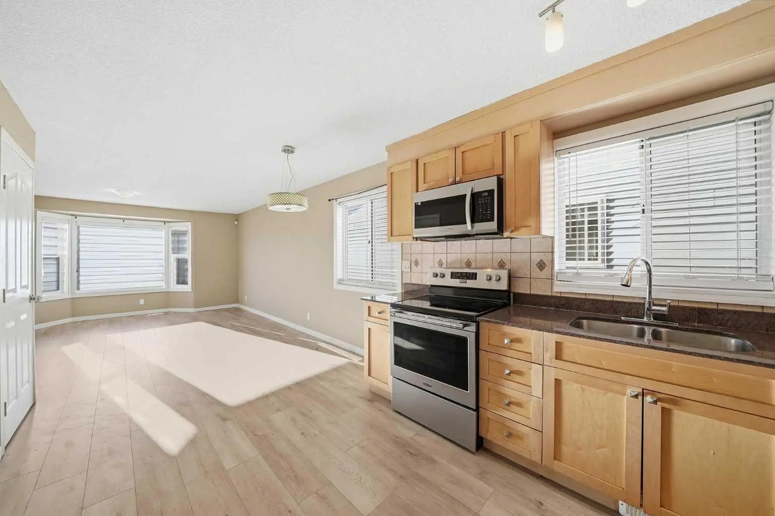 30 Falmere Way Northeast, Calgary – Residential Detached Listing Photo 5