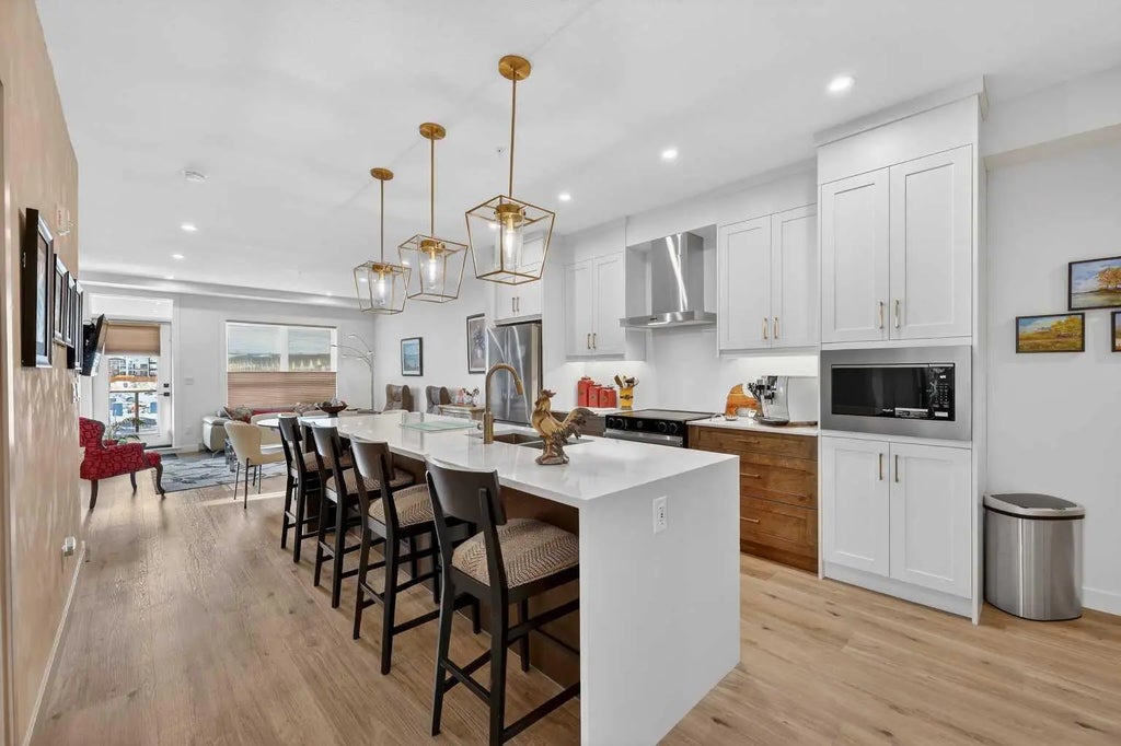 7306, 1802 Mahogany Boulevard Se, Calgary