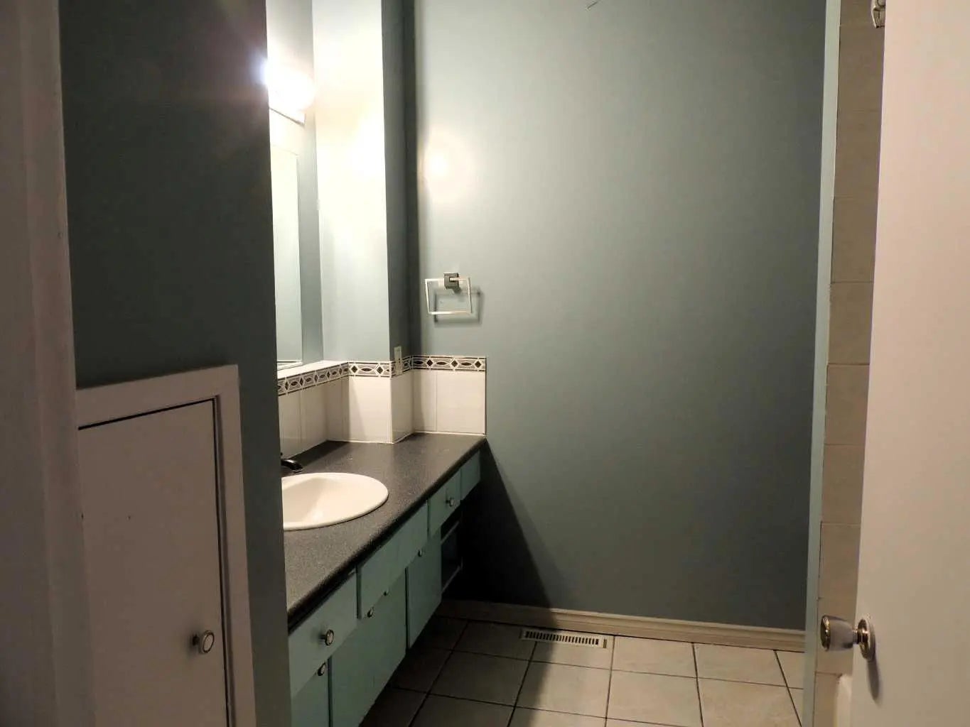 2713 Canmore Road Northwest, Calgary – Residential Semi Detached (Half Duplex) Listing Photo 21