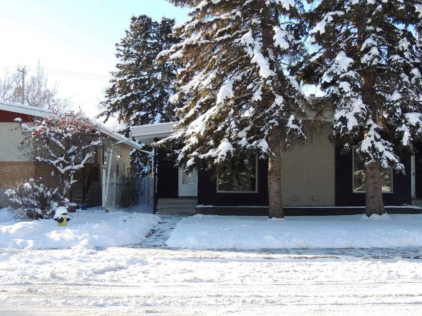2713 Canmore Road Northwest, Calgary – Residential Semi Detached (Half Duplex) Listing Photo 6