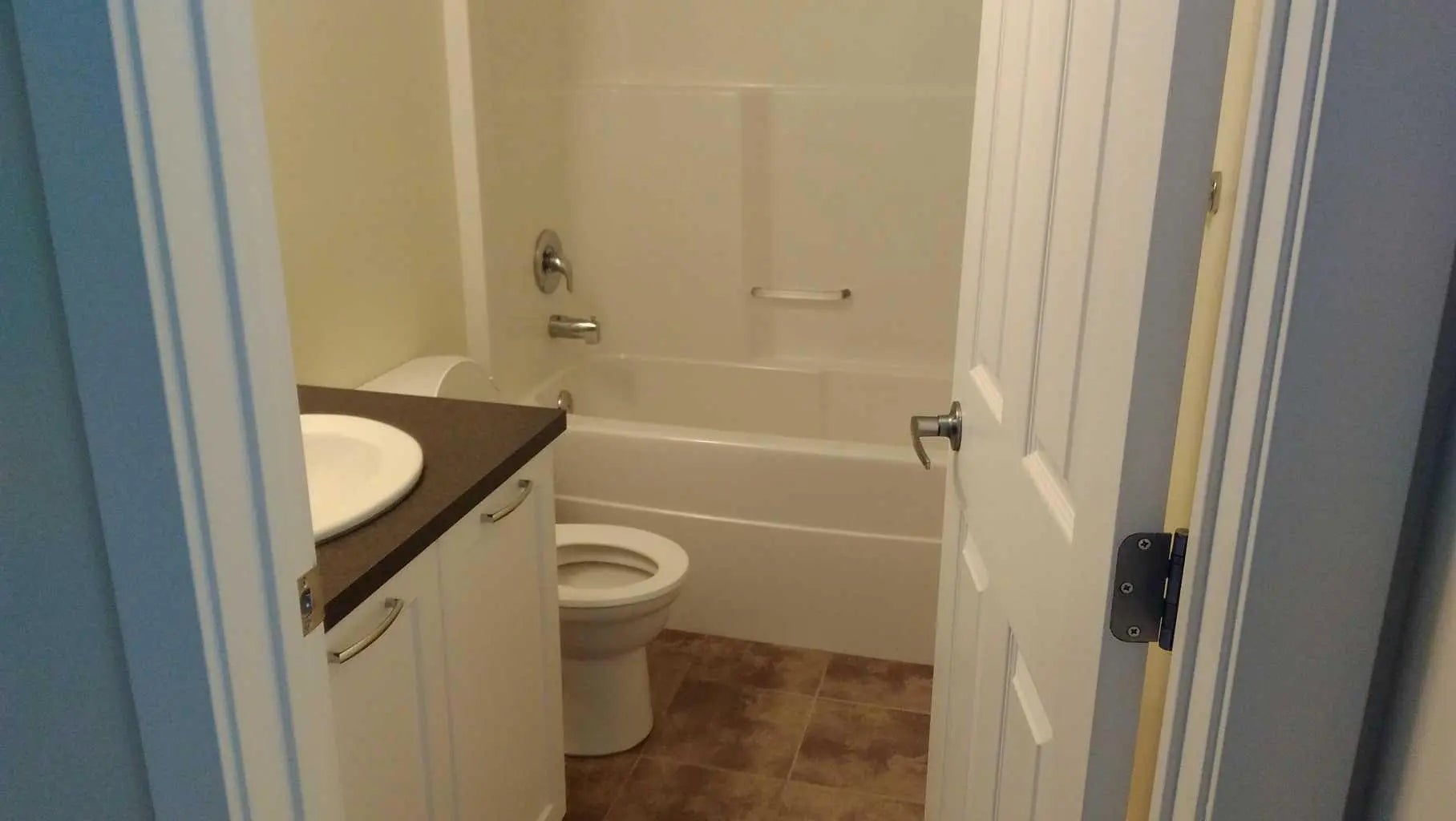 302, 3830 Brentwood Road Northwest, Calgary – Residential Apartment Listing Photo 9