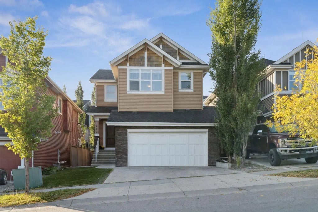 453 River Heights Drive , Cochrane