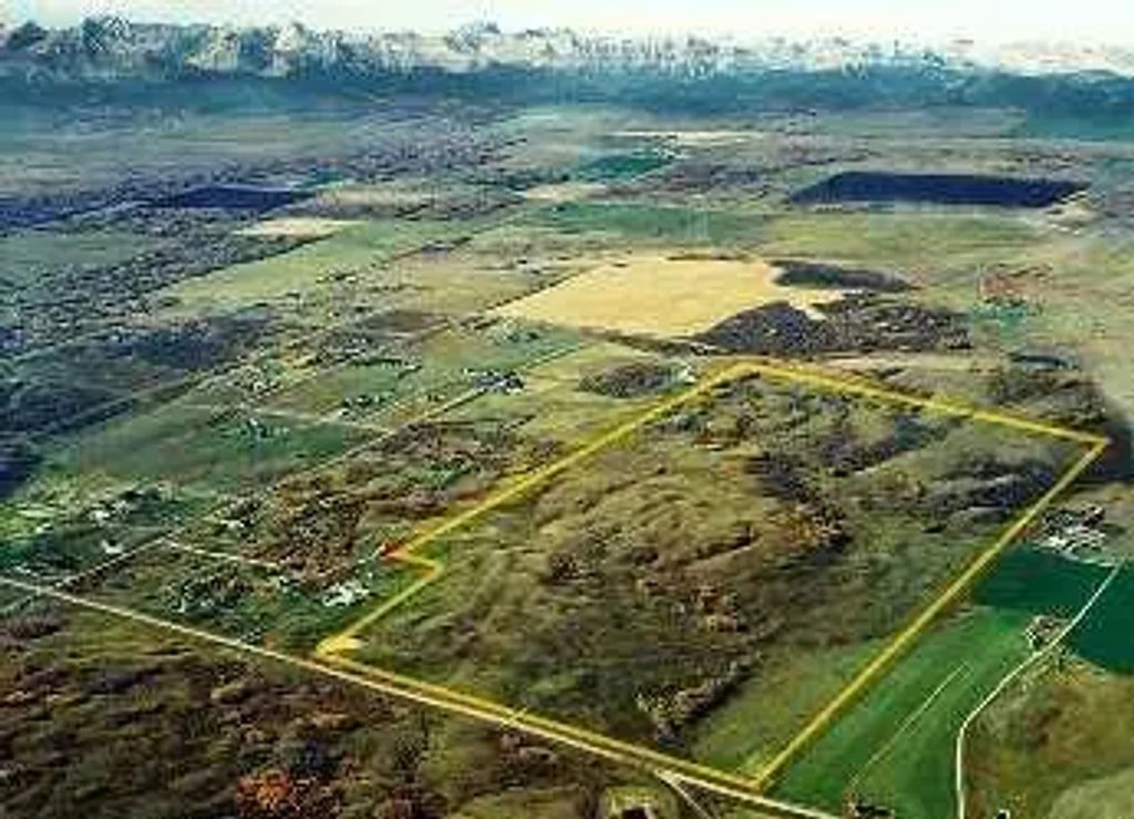 W-5.r-3t-26s-22 Q-se W-5.r-3t-26s-22 Q-sw Lochend Road Nw, Rural Rocky View County
