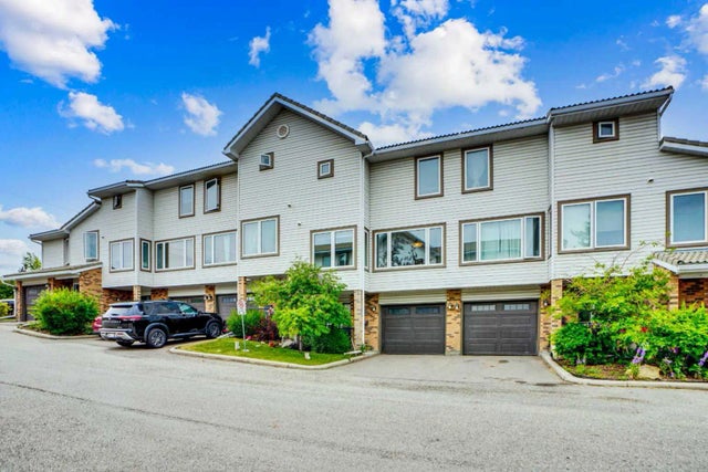 219 Coachway Lane Sw, Calgary