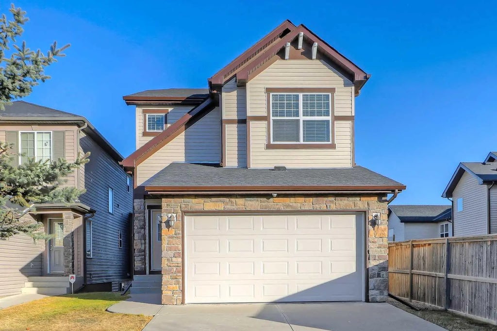 102 Kincora Glen Mews Nw, Calgary