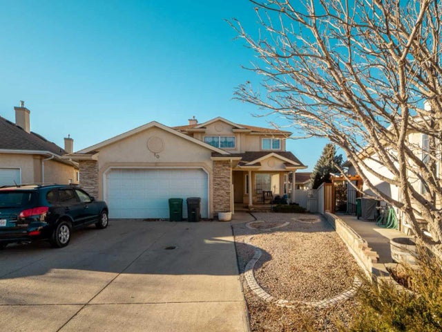 10 Fairmont Crescent S, Lethbridge