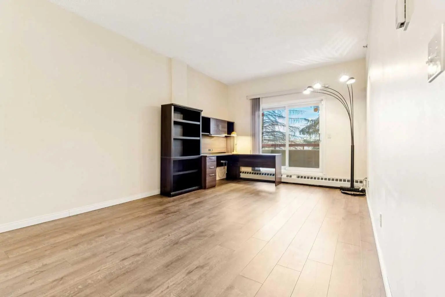 103, 2011 University Drive Northwest, Calgary – Residential Apartment Listing Photo 10