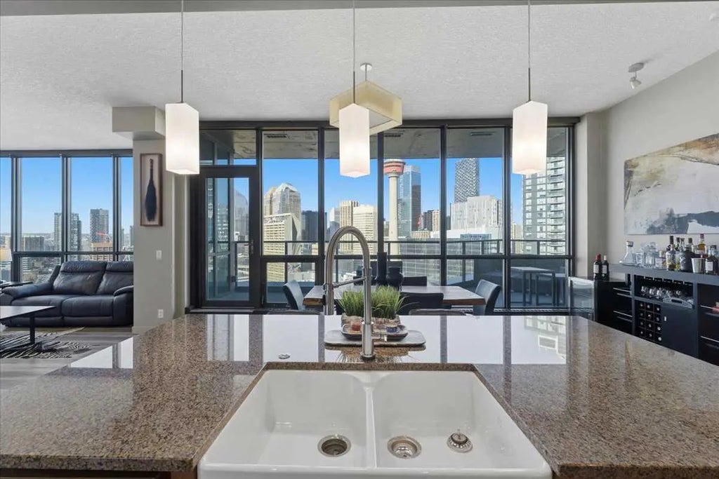 2401, 220 12 Avenue Se, Calgary