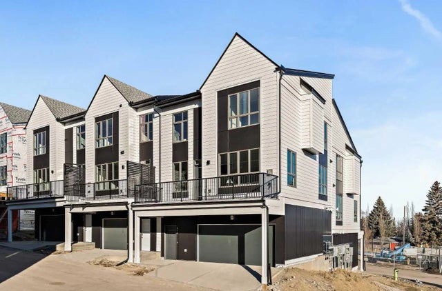 618 Sovereign Common Sw, Calgary