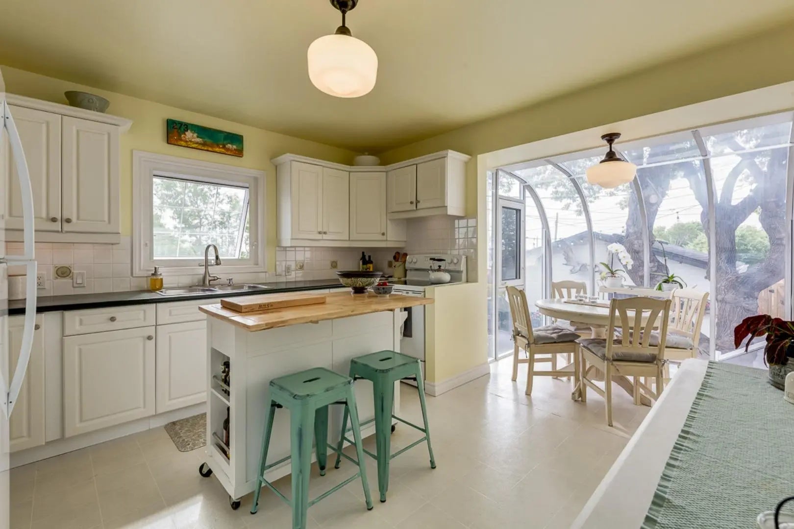 817 17 Avenue Southeast, Calgary – Residential Detached Listing Photo 7