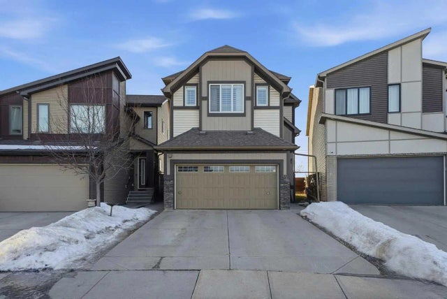 60 Walden Parade Se, Calgary