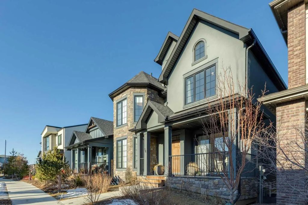 16 Treeline Lane Sw, Calgary