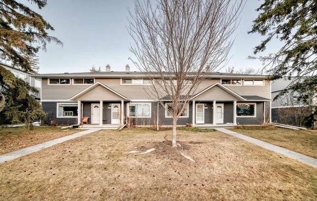 423 Regal Park Ne, Calgary