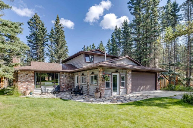 74 Redwood Meadows Drive , Rural Rocky View County