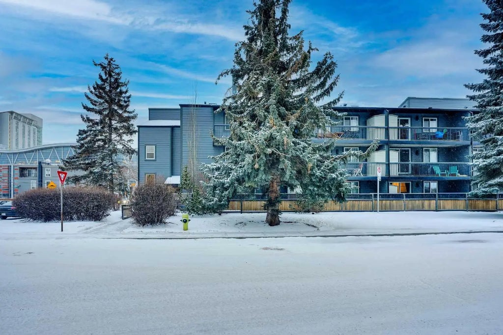 211, 1301 17 Avenue Nw, Calgary