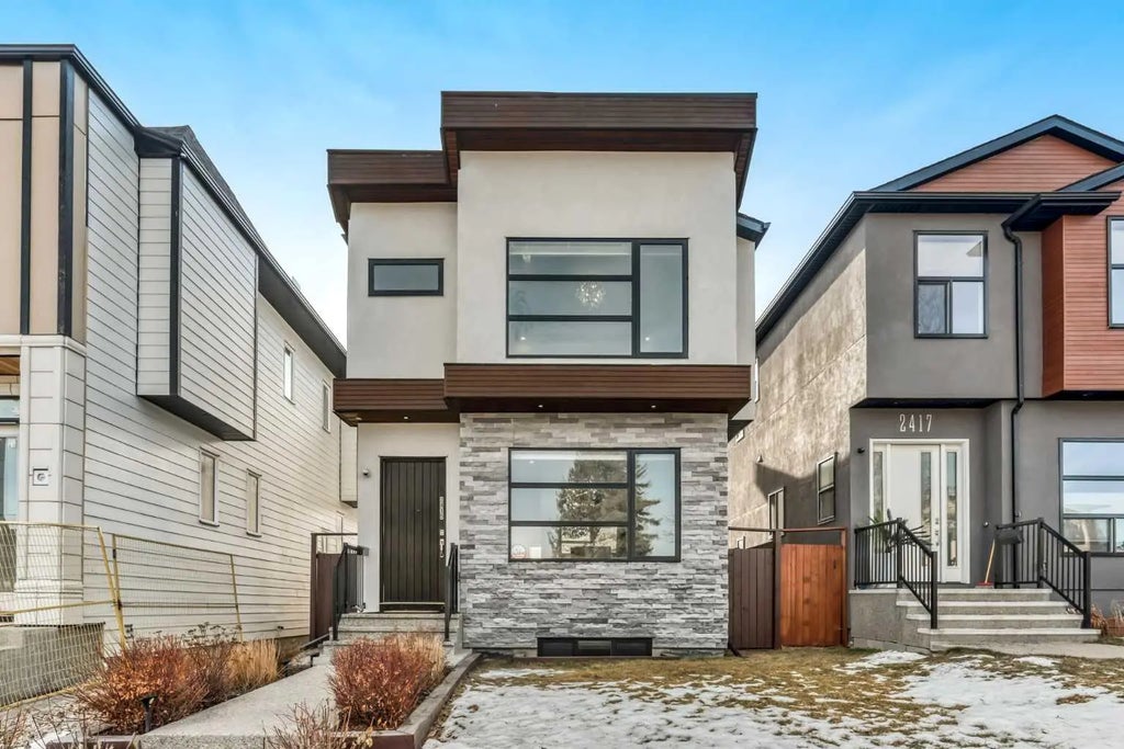 2415 25 Avenue Nw, Calgary